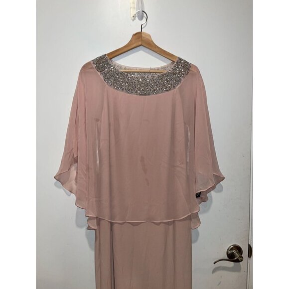 NWT XSCAPE Blush Pink Beaded Neckline Maxi Dress Women's Size 6 - Picture 4 of 11